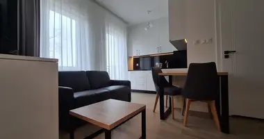 Mieszkanie 2 pokoi w Warszawa, Polska