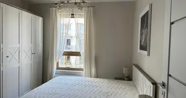 Квартира 3 комнаты в Варшава, Польша