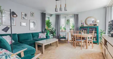Wohnung 4 zimmer in Warschau, Polen