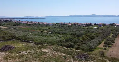 Grundstück in Opcina Dezanovac, Kroatien