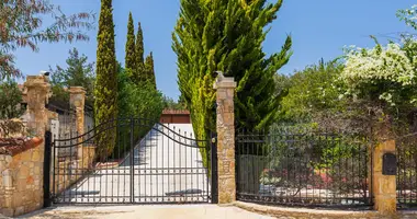 Villa 8 chambres dans Souni Zanatzia, Chypre