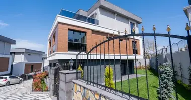 Дом 5 спален в Башакшехир, Турция