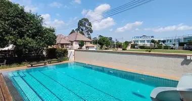 Dom 4 pokoi w Bang Sare, Tajlandia