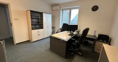 Nieruchomości komercyjne 360 m² w Warszawa, Polska