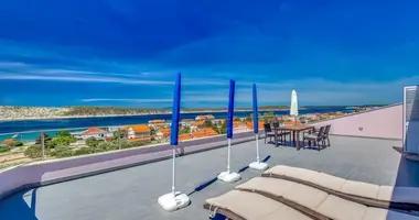 Отель 353 м² в Opcina Karlobag, Хорватия