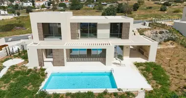 Villa 4 bedrooms in Peyia, Cyprus
