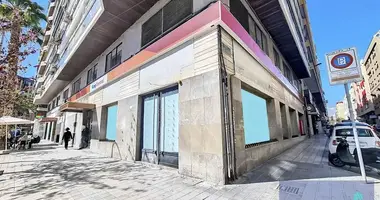 Commercial property 289 m² in Alicante, Spain