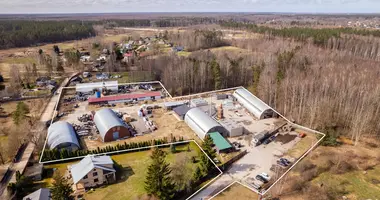 Fabrication 2 230 m² dans Krogsils, Lettonie