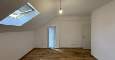 Квартира в Подгорица, Черногория