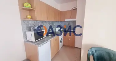 Квартира 3 комнаты в Несебр, Болгария