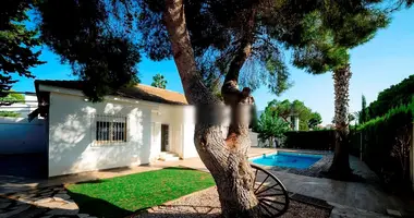Villa en Dehesa de Campoamor, Španjolska