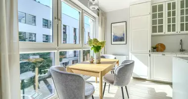 Propriété commerciale 53 m² dans Varsovie, Pologne