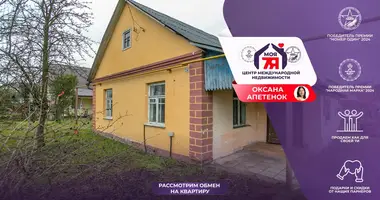 Haus in Maladsetschna, Belarus