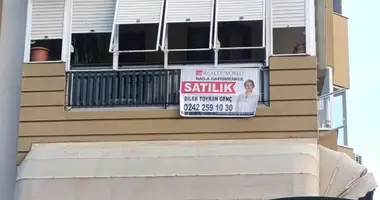 Wohnung 3 zimmer in Konyaalti, Türkei