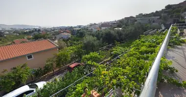 Haus 5 Schlafzimmer in Susanj, Montenegro