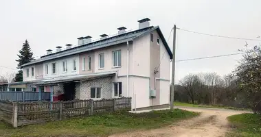 Wohnung 3 zimmer in Bayary, Belarus