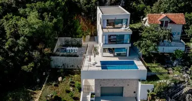 Villa 4 bedrooms in Herceg Novi, Montenegro
