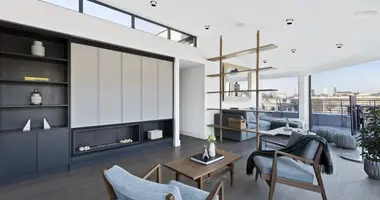 4 bedroom apartment in London, United Kingdom