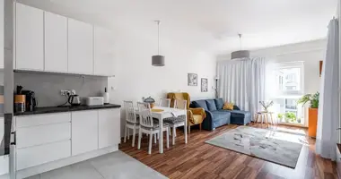 Квартира 2 комнаты в Варшава, Польша