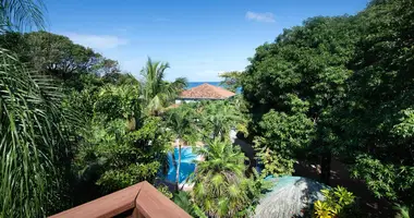 Dom 4 pokoi w Roatan, Honduras