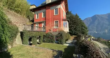 Villa Villa de 5 habitaciones en Lombardía, Italia