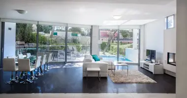 Casa 5 habitaciones en Ojen, Španjolska