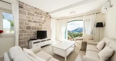 Reihenhaus in Sutorina, Montenegro