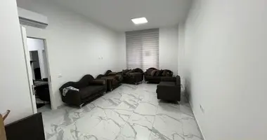 Büro 127 m² in Tirana, Albanien