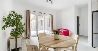 Квартира 2 комнаты в Ожарув-Мазовецкий, Польша