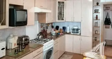 Wohnung 3 zimmer in Muchaviecki sielski Saviet, Belarus