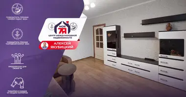 Apartamento 3 habitaciones en Smalyavichy, Belarús