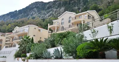 2 bedroom apartment in Muo, Montenegro