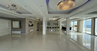 Apartamento 6 habitaciones en Koinoteta Mouttagiakas, Chipre