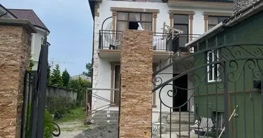 Maison 2 chambres dans Batoumi, Géorgie