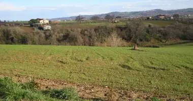 Grundstück in Terni, Italien