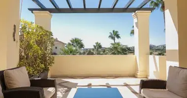 2 bedroom apartment in Casares, Spain