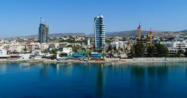 Penthouse 4 chambres dans Koinoteta Mouttagiakas, Chypre