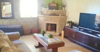 3 bedroom apartment in Vassa, Cyprus