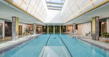 2 bedroom apartment in London, United Kingdom