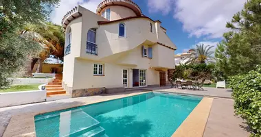 Villa 6 zimmer in Orihuela, Spanien
