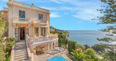 Вилла 12 комнат в Рокбрюн-Кап-Мартен, Франция