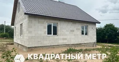 Maison dans Akciabrski, Bélarus
