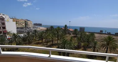 Mieszkanie 3 pokoi w Torrevieja, Hiszpania