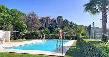 Mieszkanie 3 pokoi w Casares, Hiszpania