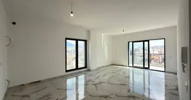 Mieszkanie 2 pokoi w Tirana Municipality, Albania