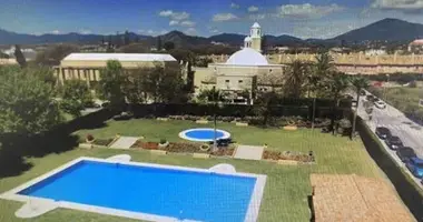 4 bedroom apartment in San Pedro Alcantara, Spain