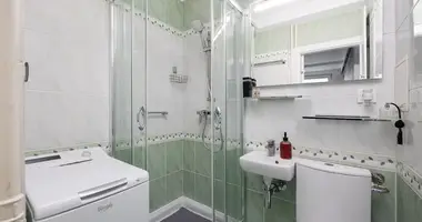 Квартира 3 комнаты в Варшава, Польша