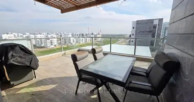Penthouse 4 rooms in Ashkelon, Israel