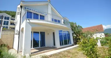 Villa 5 bedrooms in Herceg Novi, Montenegro