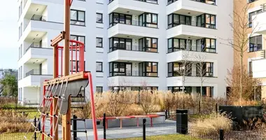 Mieszkanie 2 pokoi w Warszawa, Polska